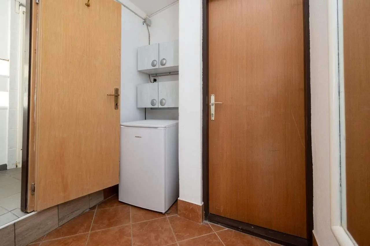 Apartments By The Sea Sveti Marko, Pag - 21654 Pag Town